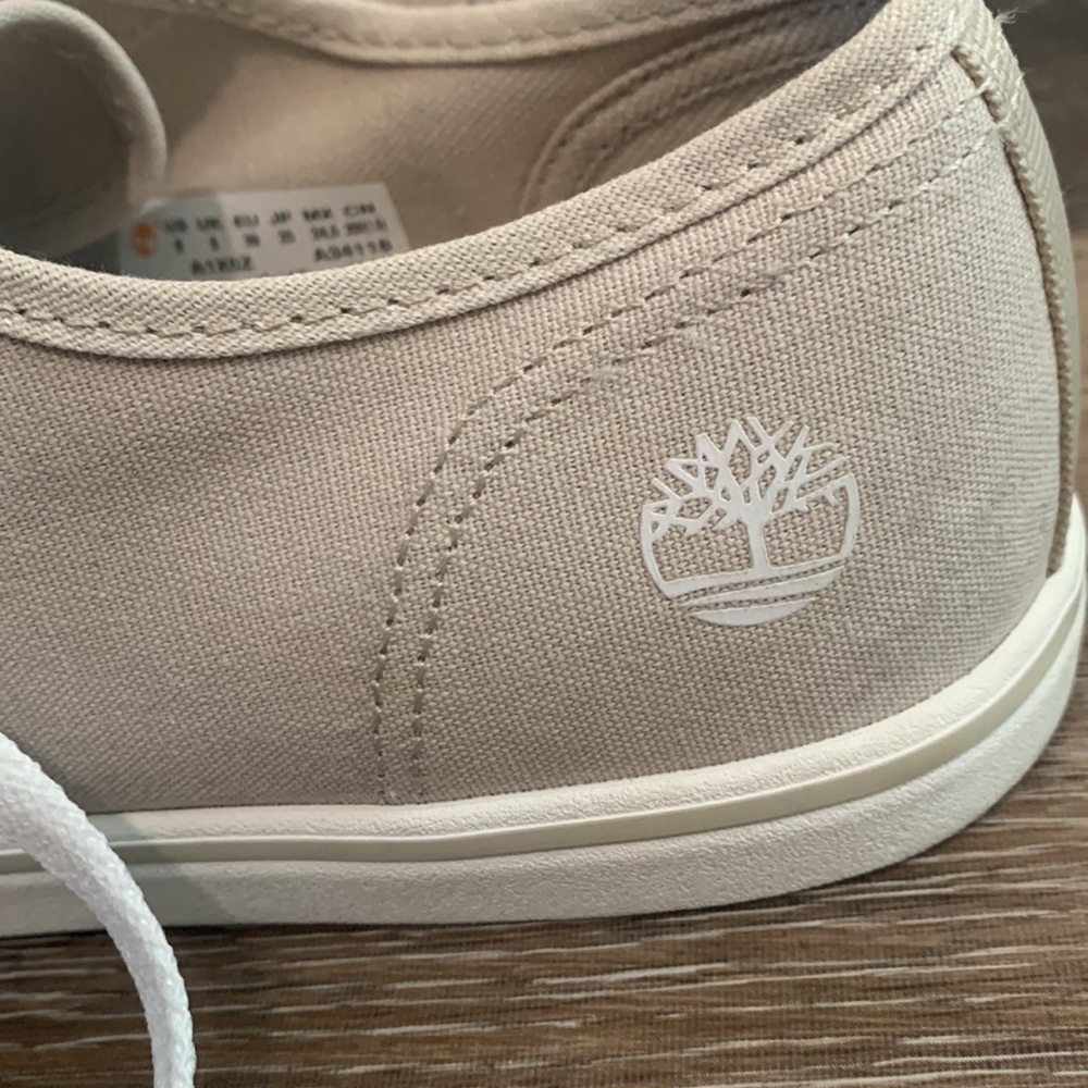 Timberland Shoes - Picture 4 of 6